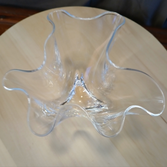 Signed Steuben Hankercheif Elegant Clear Glass Vase - Picture 2 of 9